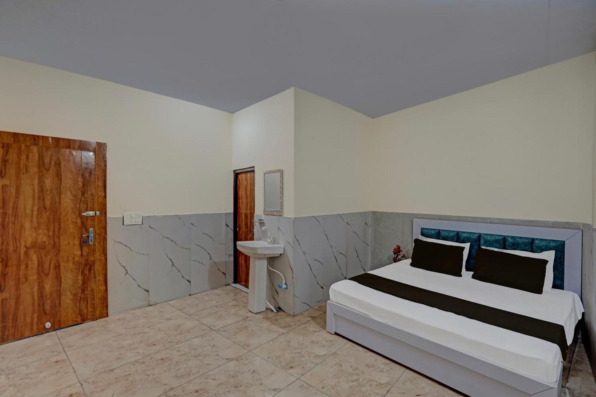 Hotel O Abhinav Hotel Noida Extérieur photo
