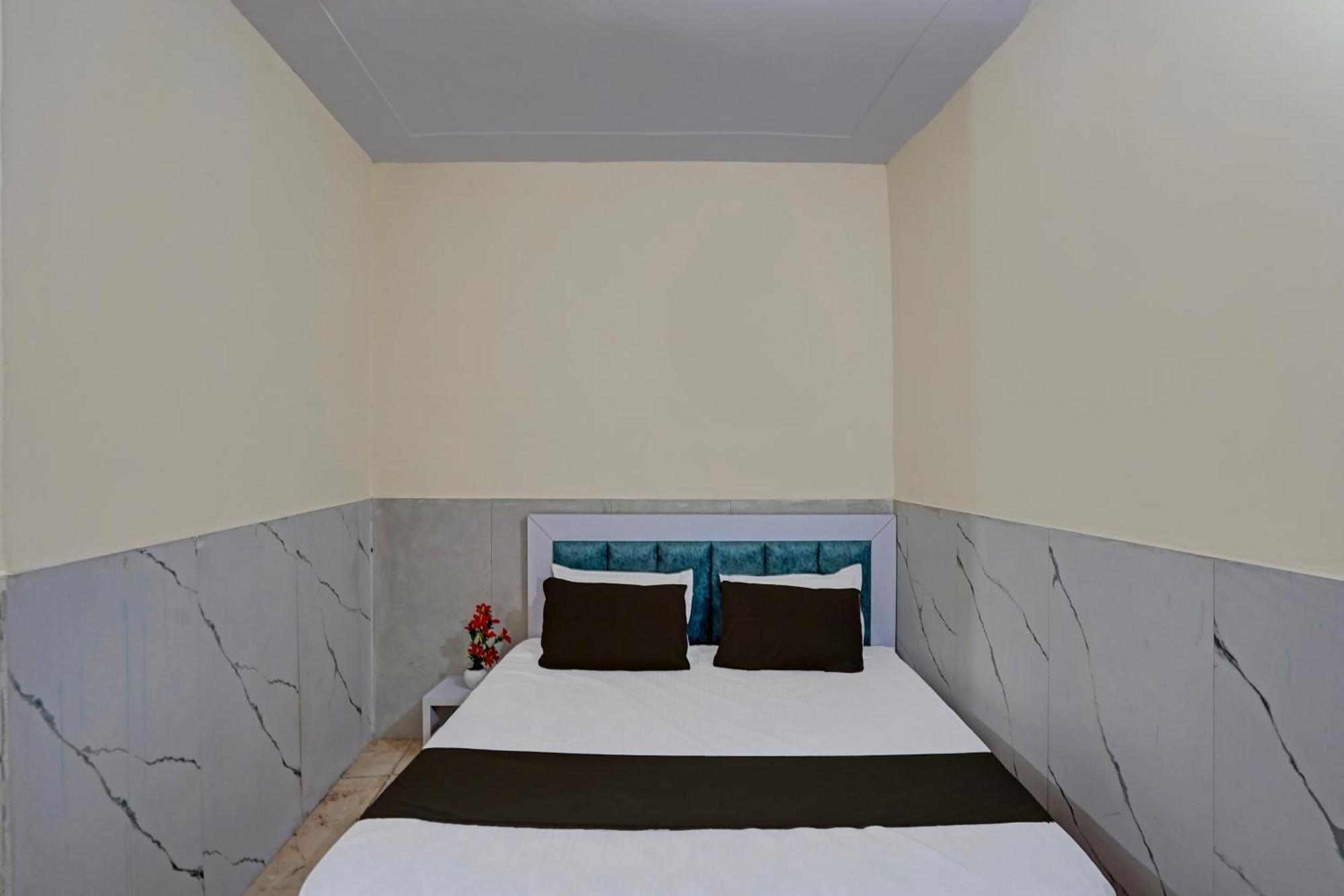 Hotel O Abhinav Hotel Noida Extérieur photo